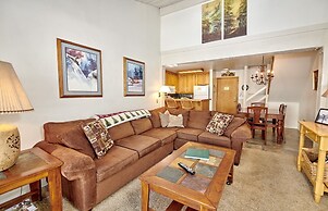 St. Anton Courtyard View 2-bedroom Condos w/ Pool & Jacuzzi