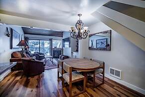 St. Anton Courtyard View 2-bedroom Condos w/ Pool & Jacuzzi