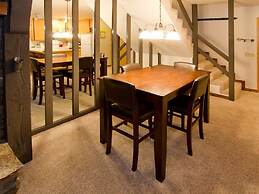 St. Anton Courtyard View 2-bedroom Condos w/ Pool & Jacuzzi