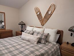 St. Anton Courtyard View 2-bedroom Condos w/ Pool & Jacuzzi