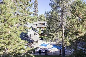 St. Anton Courtyard View 2-bedroom Condos w/ Pool & Jacuzzi