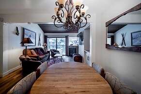 St. Anton Courtyard View 2-bedroom Condos w/ Pool & Jacuzzi