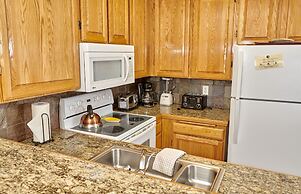 St. Anton Courtyard View 2-bedroom Condos w/ Pool & Jacuzzi