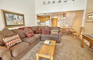 St. Anton Wooded View 2-bedroom Condos w/ Ski Lockers