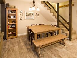 St. Anton Wooded View 2-bedroom Condos w/ Ski Lockers