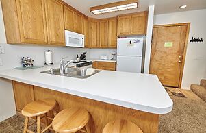 St. Anton Wooded View 2-bedroom Condos w/ Ski Lockers