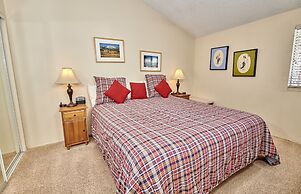 St. Anton Wooded View 2-bedroom Condos w/ Ski Lockers