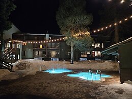 St. Anton Wooded View 2-bedroom Condos w/ Ski Lockers