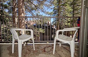 St. Anton Wooded View 2-bedroom Condos w/ Ski Lockers