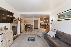 St. Anton Courtyard View 1-bedroom Condos w/ Dry Sauna