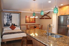 St. Anton Courtyard View 1-bedroom Condos w/ Dry Sauna