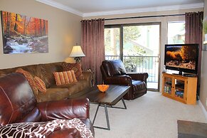 St. Anton Courtyard View 1-bedroom Condos w/ Dry Sauna