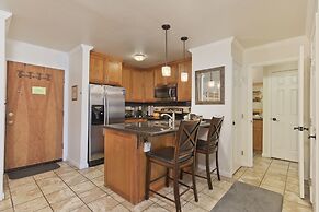 St. Anton Courtyard View 1-bedroom Condos w/ Dry Sauna