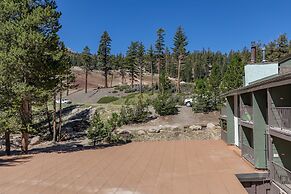 St. Anton Courtyard View 1-bedroom Condos w/ Dry Sauna