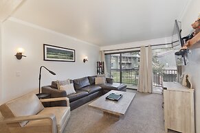 St. Anton Courtyard View 1-bedroom Condos w/ Dry Sauna