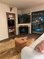 St. Anton Courtyard View 1-bedroom Condos w/ Dry Sauna