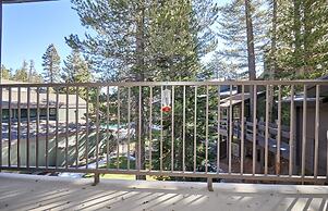 St. Anton Courtyard View 2-bedroom Condos w/ two Oversized Jacuzzi Spa