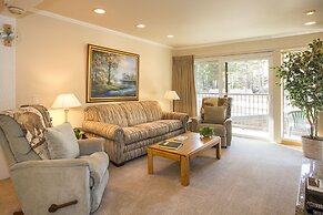 St. Anton Wooded View 1-bedroom Condos w/ Complimentary Hot Drinks