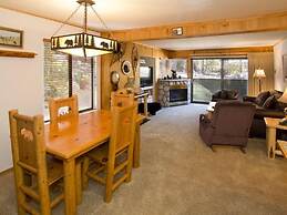 St. Anton Wooded View 1-bedroom Condos w/ Complimentary Hot Drinks