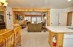 St. Anton Wooded View 1-bedroom Condos w/ Complimentary Hot Drinks