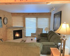 St. Anton Wooded View 1-bedroom Condos w/ Complimentary Hot Drinks