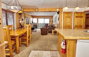 St. Anton Wooded View 1-bedroom Condos w/ Complimentary Hot Drinks