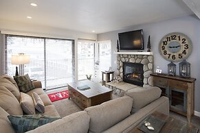 St. Anton Street View Ski-in/out 1-bedroom Condo