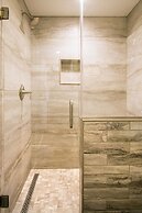 St. Anton Street View Ski-in/out 1-bedroom Condo