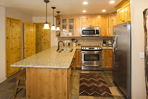 St. Anton Street View Ski-in/out 1-bedroom Condo