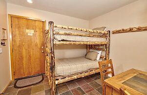 St. Anton Street View Ski-in/out 1-bedroom Condo