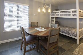 St. Anton Street View Ski-in/out 1-bedroom Condo