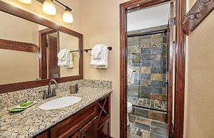 St. Anton Street View Ski-in/out 1-bedroom Condo