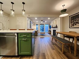 St. Anton Courtyard View Ski-in/out 1-bedroom Condo