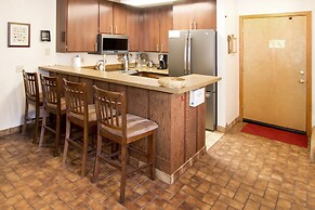 St. Anton Wooded View 2-Bedroom Condos w/ fireplace