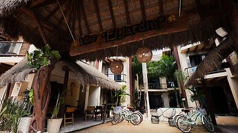 Macondo Raíz Holbox