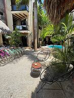 Macondo Raíz Holbox