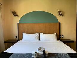 Macondo Raíz Holbox