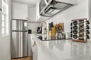 Roami at The Carmela