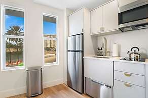 Roami at The Carmela