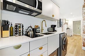 Roami at The Carmela