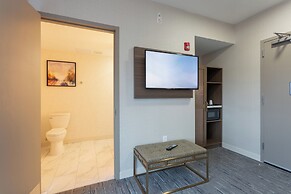 Holiday Inn Express New Rochelle by IHG