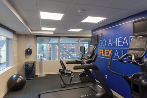 Holiday Inn Express New Rochelle by IHG