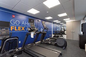 Holiday Inn Express New Rochelle by IHG