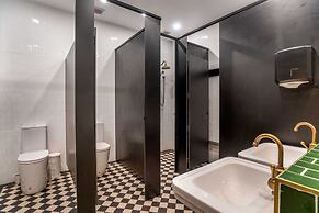 Metropolitan Hotel Orange