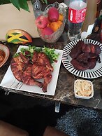 Stunning 3-bedroom House in Ocho Rios Upton