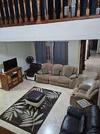 Stunning 3-bedroom House in Ocho Rios Upton