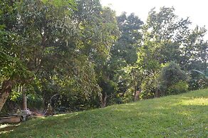 Stunning 3-bedroom House in Ocho Rios Upton