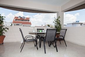 Modern apt.with sea view in Glyfada