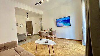 Amazing apt. close to cultural sites