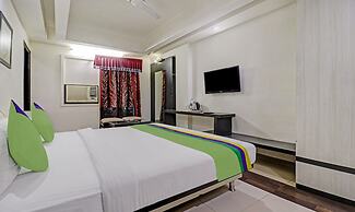 Treebo Mohit Regency